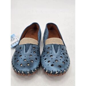 Volks Walkers Shoes Women's EUR 38/US 8 Teal Leather Perforated Comfort European